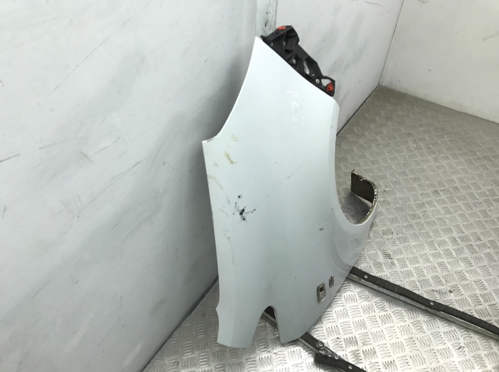 Крыло переднее правое бу для Opel Corsa D 1.2 i,  2011 г.