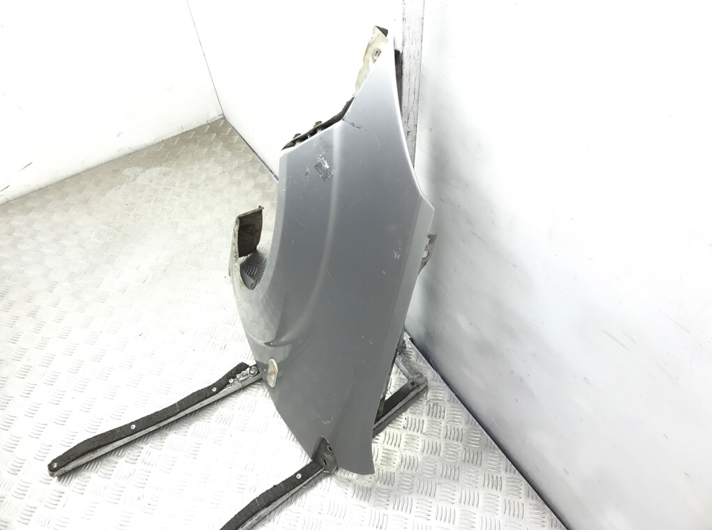 Крыло переднее левое бу для Ford Fiesta 5 1.4 i,  2007 г.