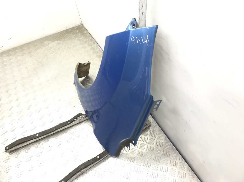 Крыло переднее левое бу для Ford Fiesta 6 1.3 i,  2010 г.