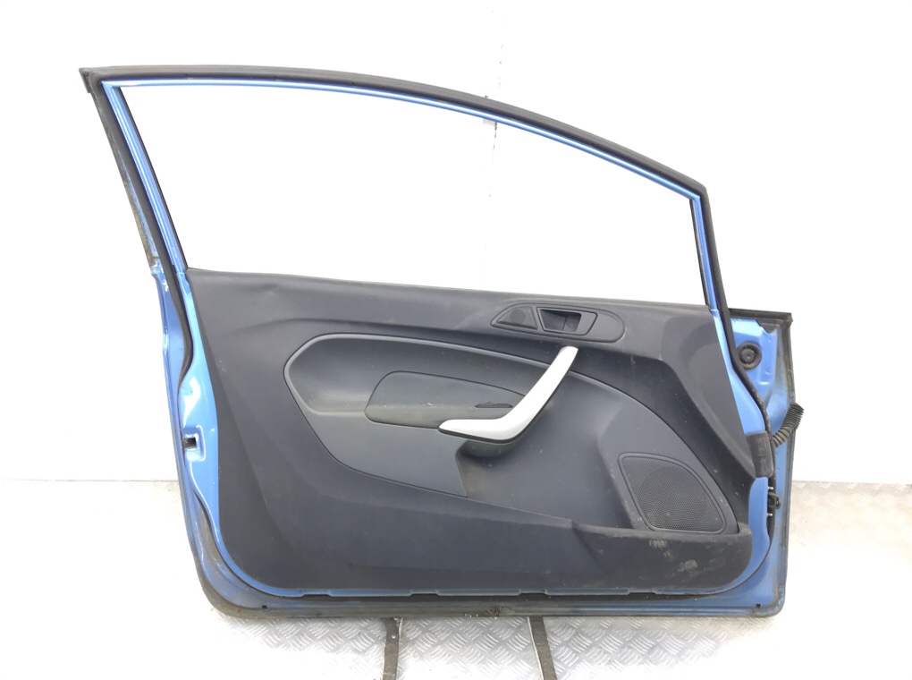 Дверь передняя левая бу для Ford Fiesta 6 1.3 i,  2010 г.