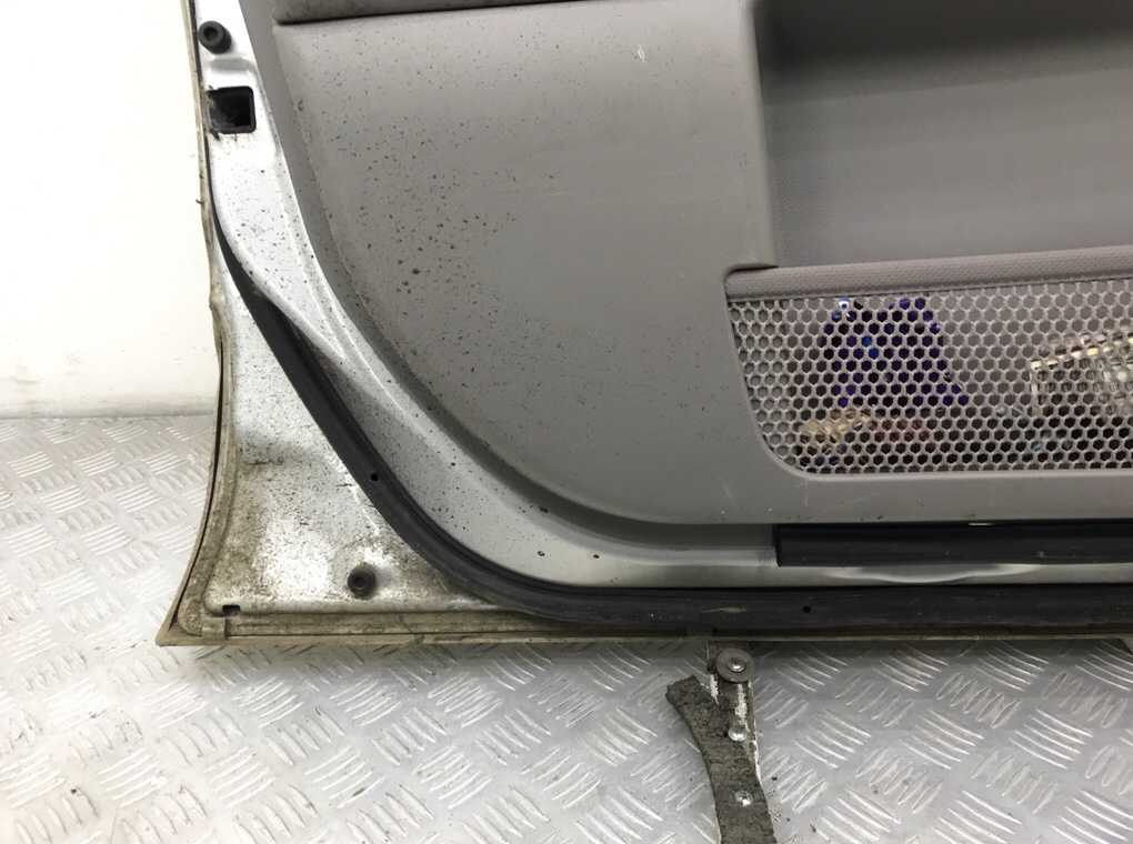 Дверь передняя левая бу для Subaru Forester 2 2.0 i,  2004 г.