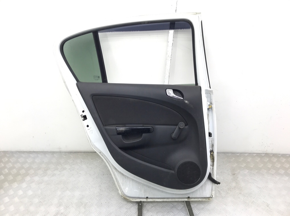 Дверь задняя левая бу для Opel Corsa D 1.4 i, 2012 г. Дверь задняя левая бу для Opel Corsa D 1.4 i, 2012 г.