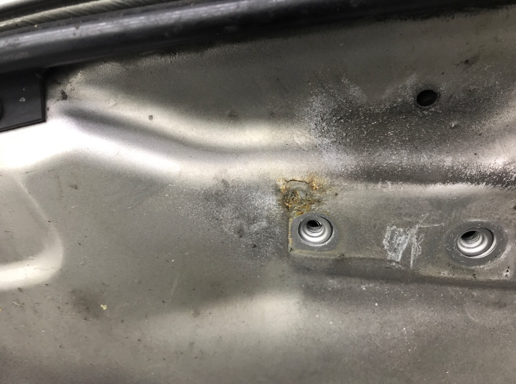 Капот бу для Mercedes C W204 1.8 i,  2007 г.