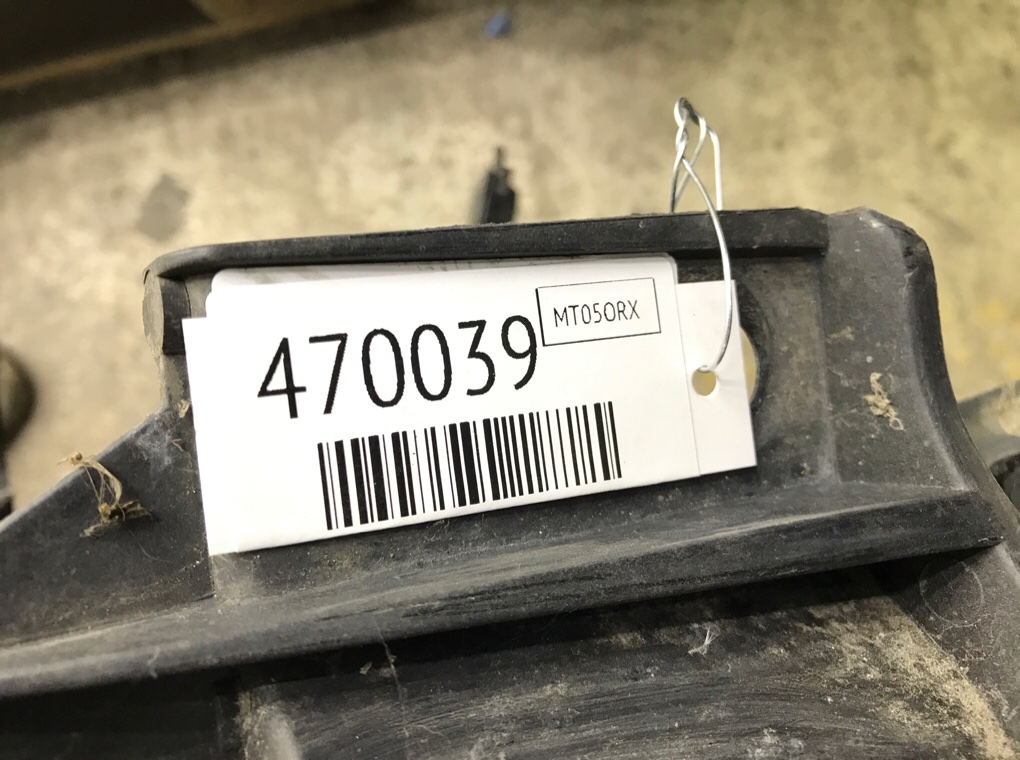 Панель передняя (телевизор) бу для BMW X3 E83 2.0 TD,  2005 г.