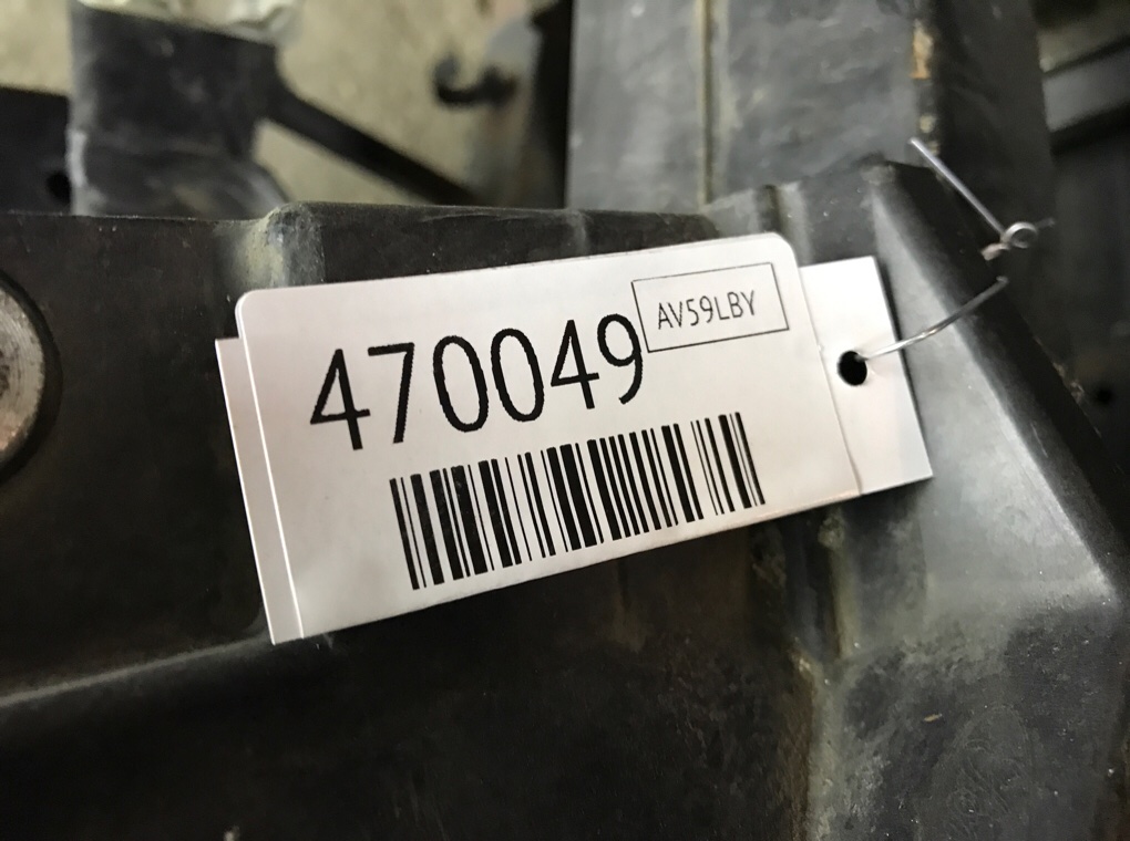 Панель передняя (телевизор) бу для Ford Fiesta 6 1.4 i,  2009 г.