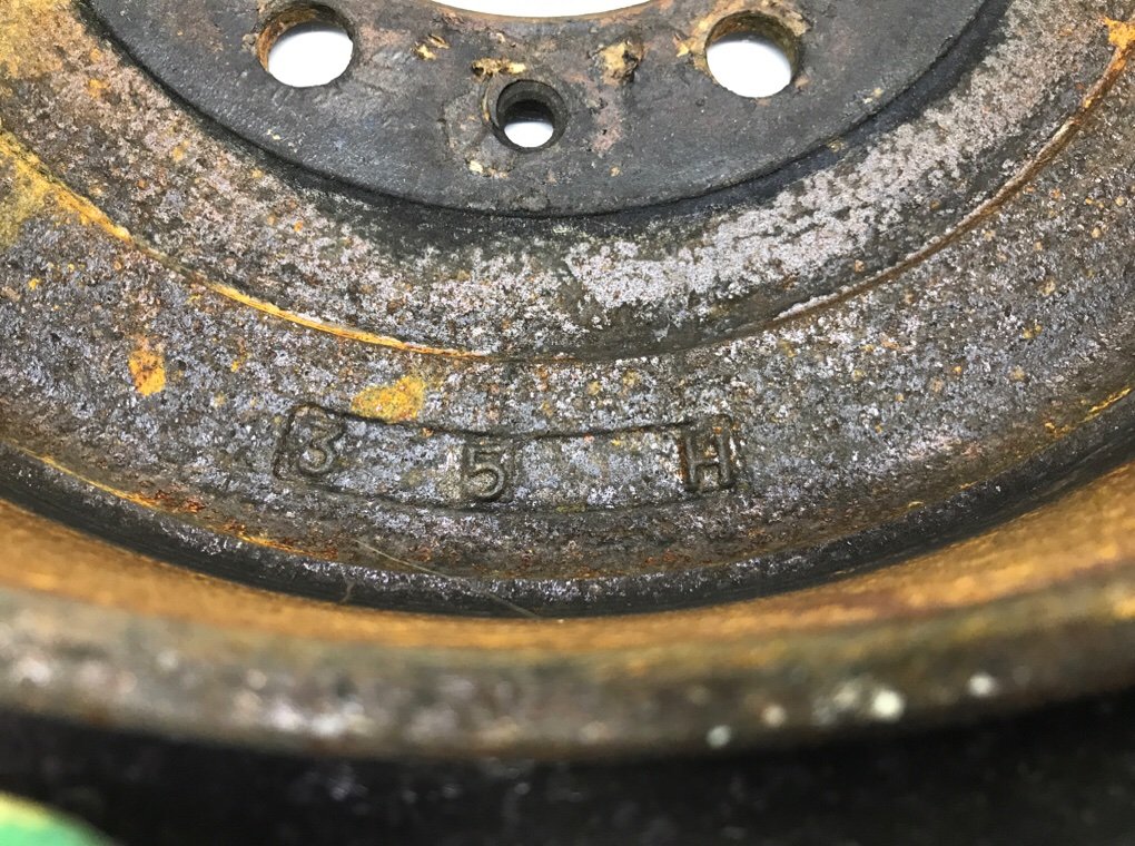 Барабан тормозной бу для Toyota Hilux 5 2.4 D, 1993 г. Барабан тормозной бу для Toyota Hilux 5 2.4 D, 1993 г.