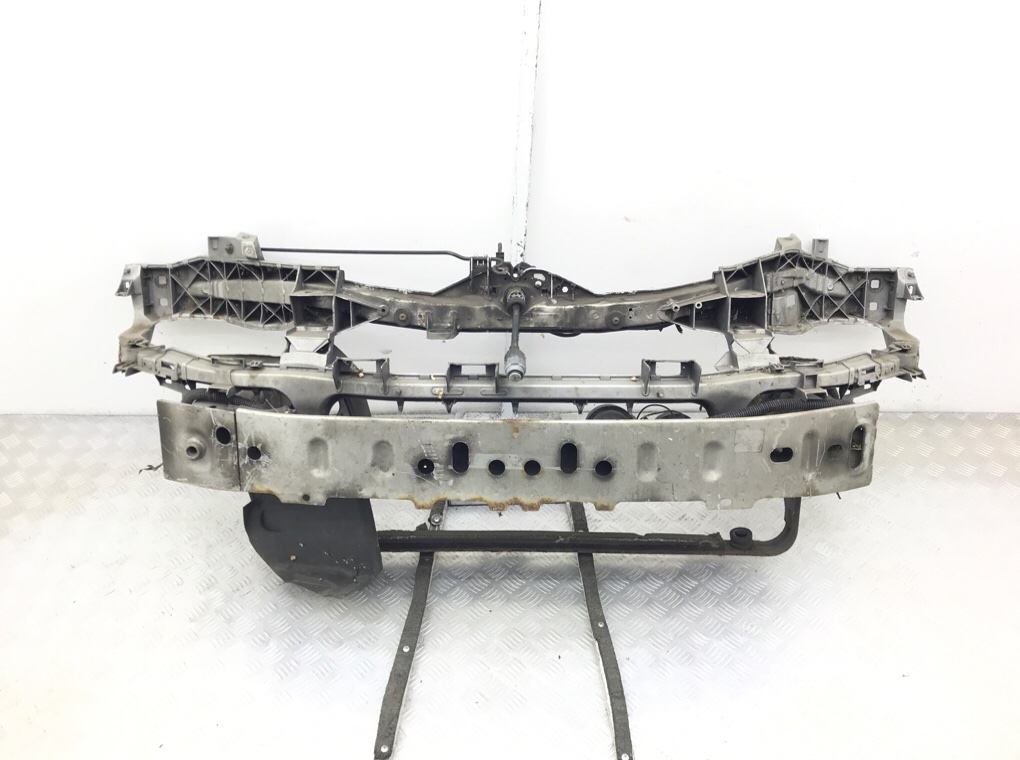 Панель передняя (телевизор) бу для Ford C-Max 1 2.0 TDCi, 2010 г.