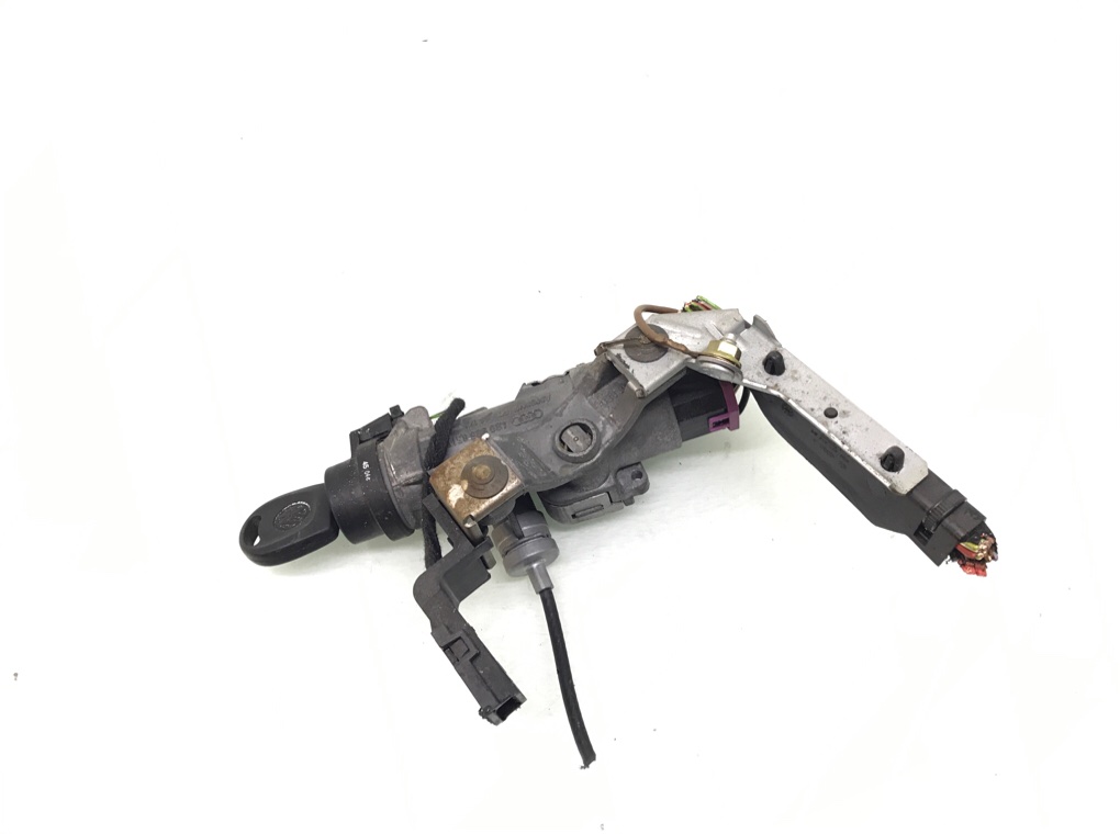 Замок зажигания бу для Volkswagen Polo 4 1.4 i, 2004 г. Замок зажигания бу для Volkswagen Polo 4 1.4 i, 2004 г.