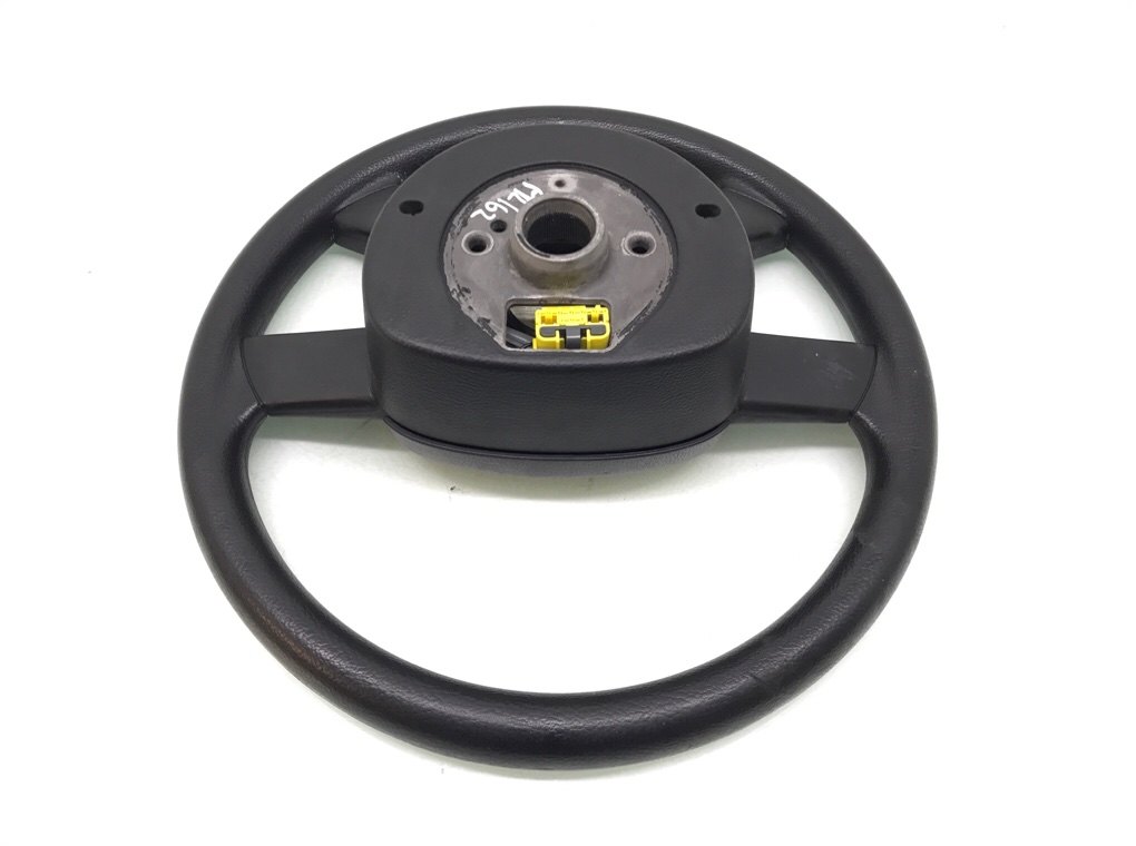 Руль бу для Volkswagen Polo 4 1.4 i, 2004 г. Руль бу для Volkswagen Polo 4 1.4 i, 2004 г.