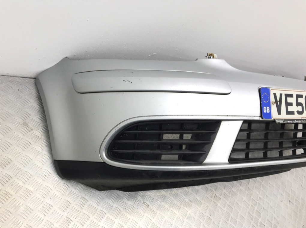 Бампер передний бу для Volkswagen Golf Plus  1.9 TDi,  2006 г.