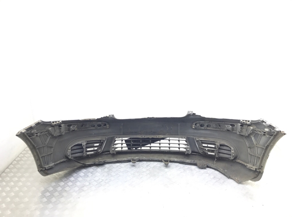 Бампер передний бу для Volkswagen Golf Plus  1.9 TDi,  2006 г.