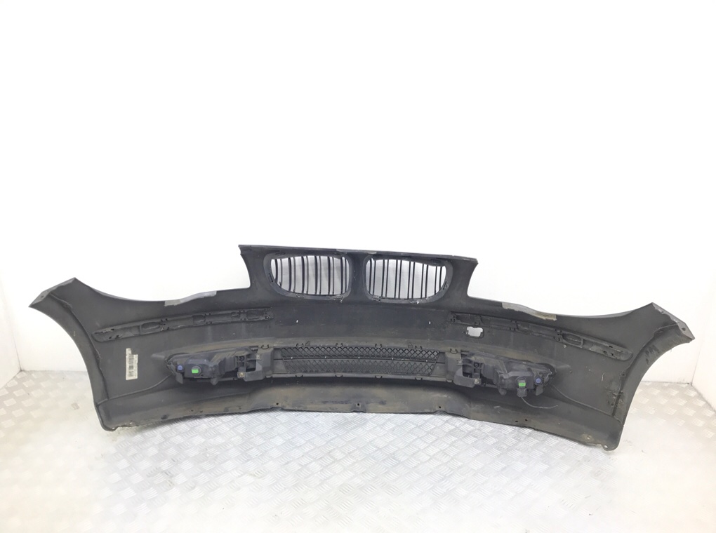 Бампер передний бу для BMW 1 E87/E81/E82/E88 1.6i, 2008 г. Бампер передний бу для BMW 1 E87/E81/E82/E88 1.6i, 2008 г.