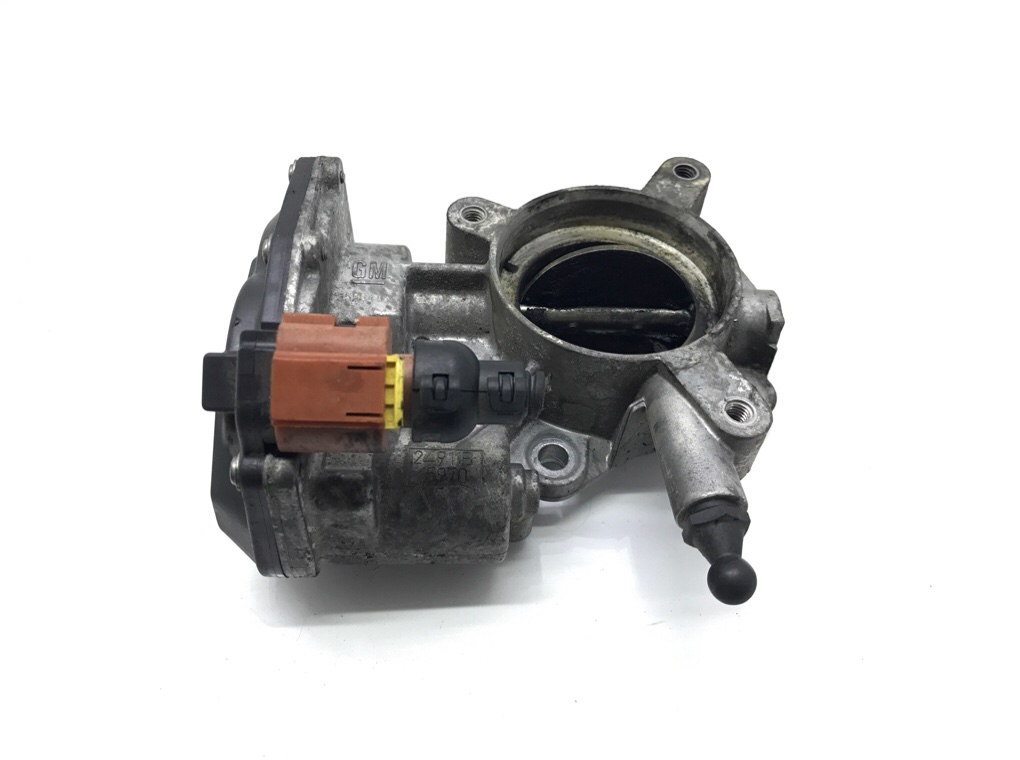 Заслонка дроссельная бу для Opel Insignia 2.0 CDTi, 2011 г.