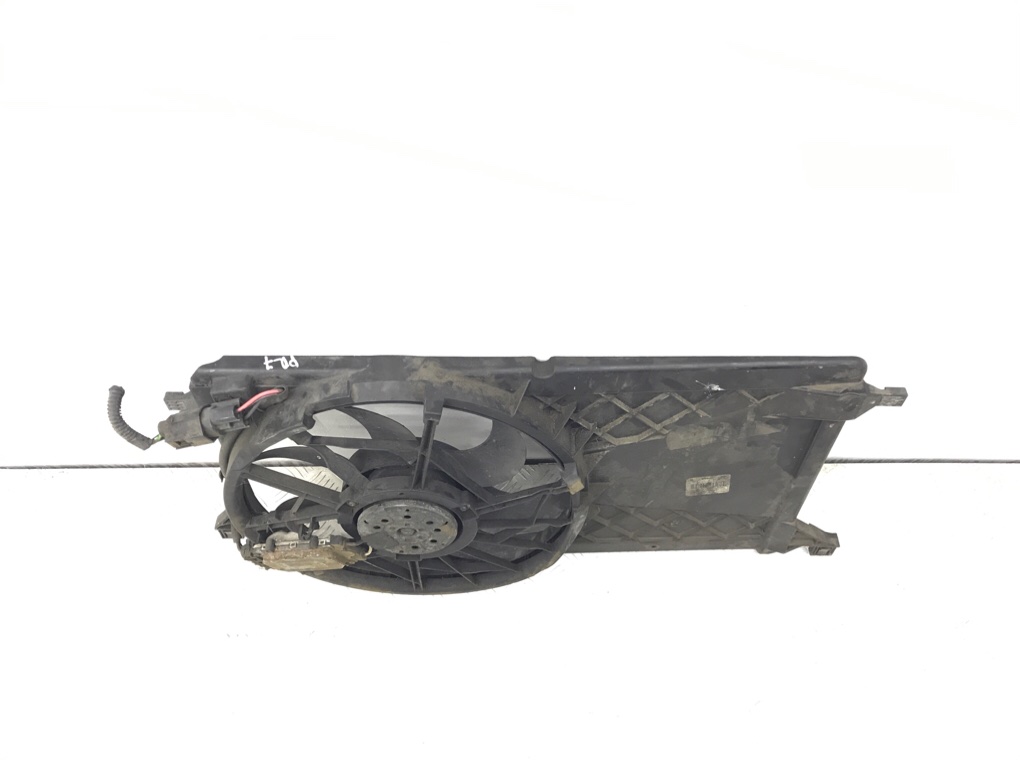 Вентилятор радиатора бу для Ford Focus 2 1.6 TDCi,  2010 г.