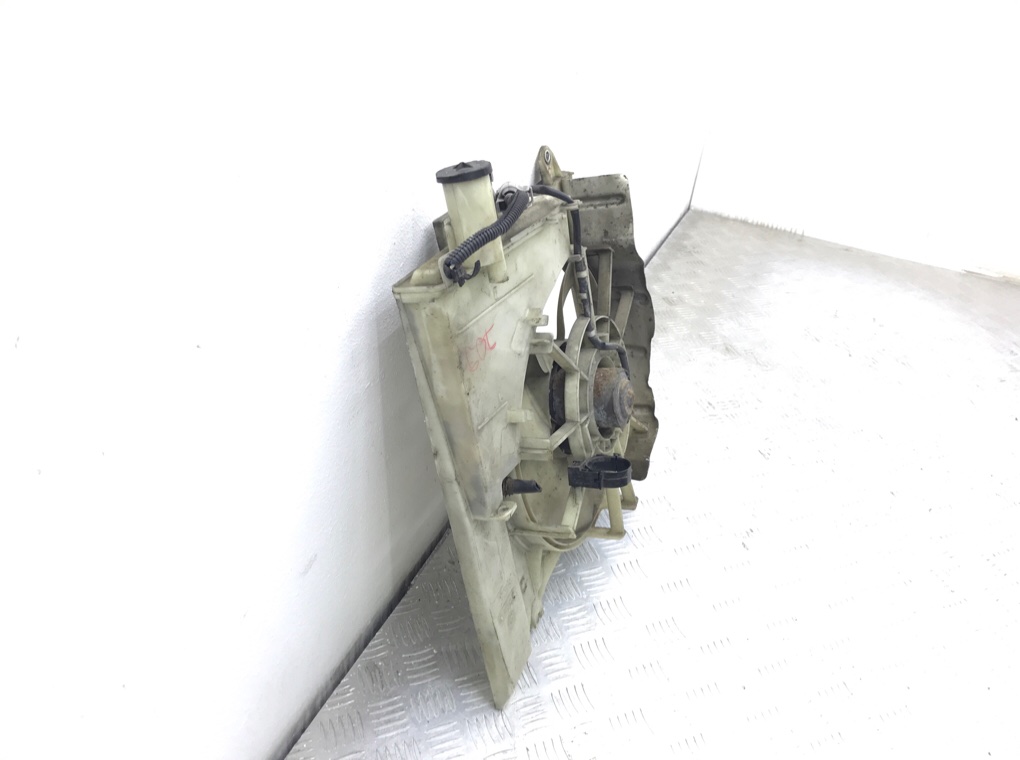 Вентилятор радиатора бу для Peugeot 107 1 1.0 i, 2010 г. Вентилятор радиатора бу для Peugeot 107 1 1.0 i, 2010 г.