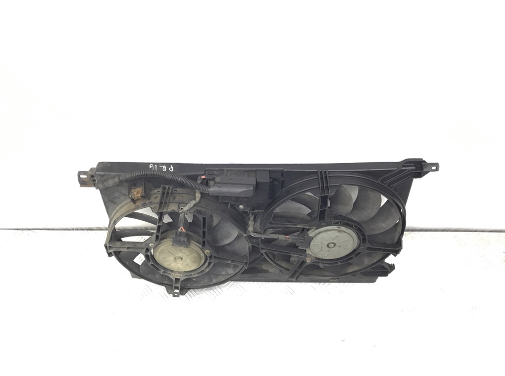 Вентилятор радиатора бу для Saab 9-3  2.0 Ti,  2005 г.