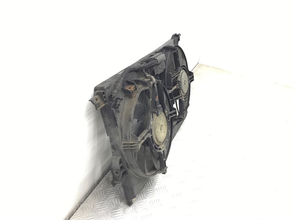 Вентилятор радиатора бу для Saab 9-3  2.0 Ti,  2005 г.