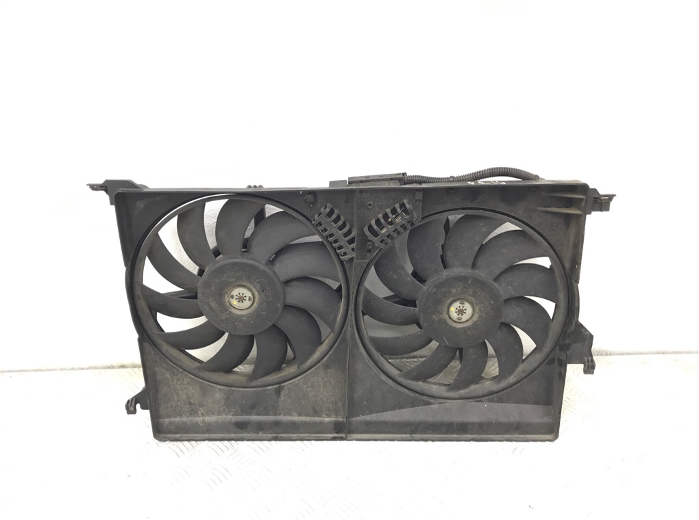 Вентилятор радиатора бу для Saab 9-3  2.0 Ti,  2005 г.