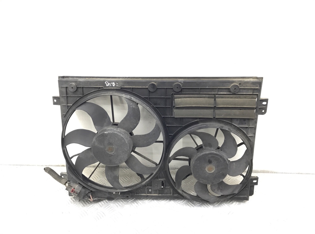 Вентилятор радиатора бу для Skoda Superb 2 2.0 TDi, 2009 г.