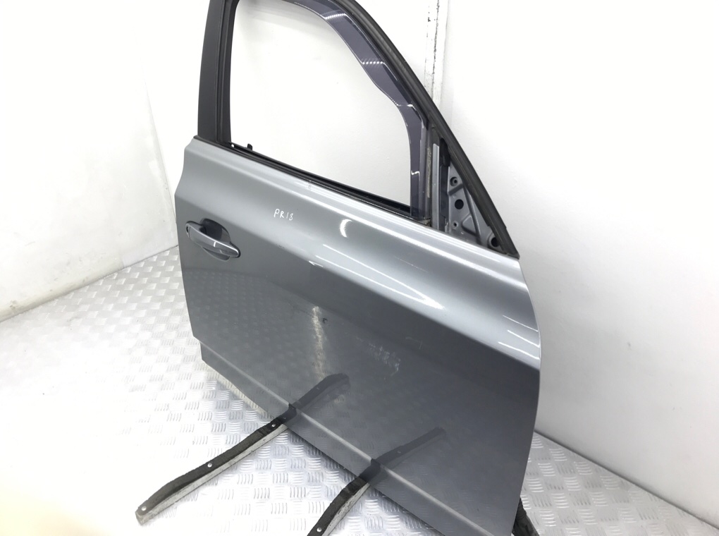 Дверь передняя правая бу для BMW X3 E83 2.0 TD,  2005 г.