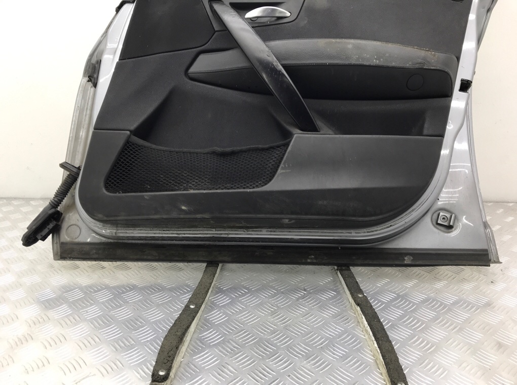 Дверь передняя правая бу для BMW X3 E83 2.0 TD,  2005 г.