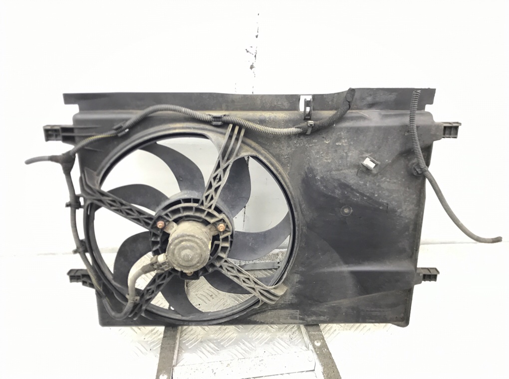 Вентилятор радиатора бу для Opel Corsa D 1.2 i, 2010 г.