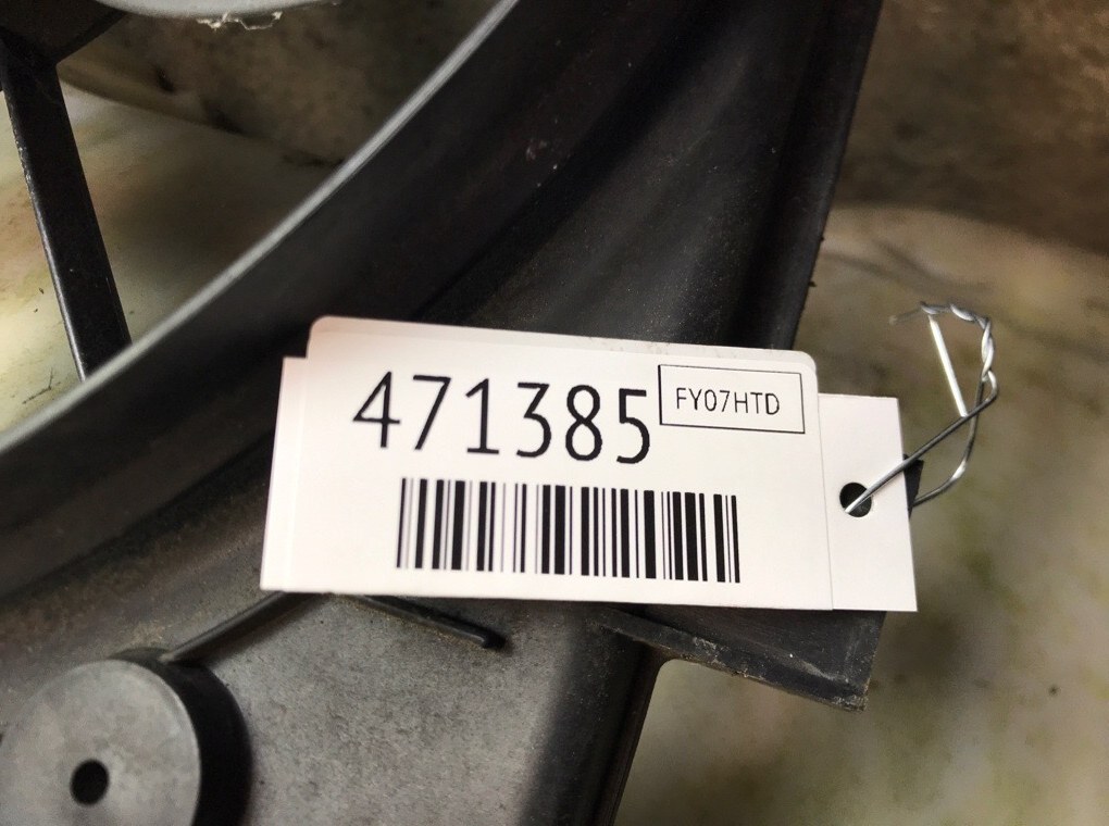 Вентилятор радиатора бу для Volkswagen Golf 5 1.9 TDi, 2007 г. Вентилятор радиатора бу для Volkswagen Golf 5 1.9 TDi, 2007 г.