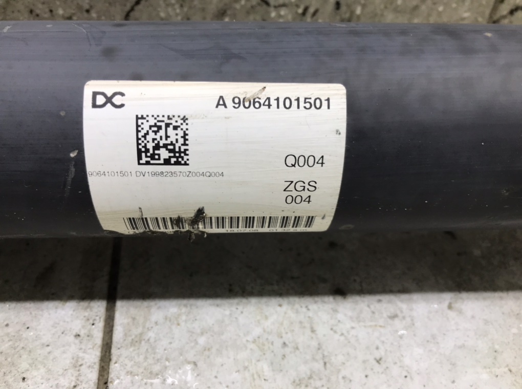 Карданный вал бу для Mercedes Sprinter 2 2.2 CDi,  2008 г.