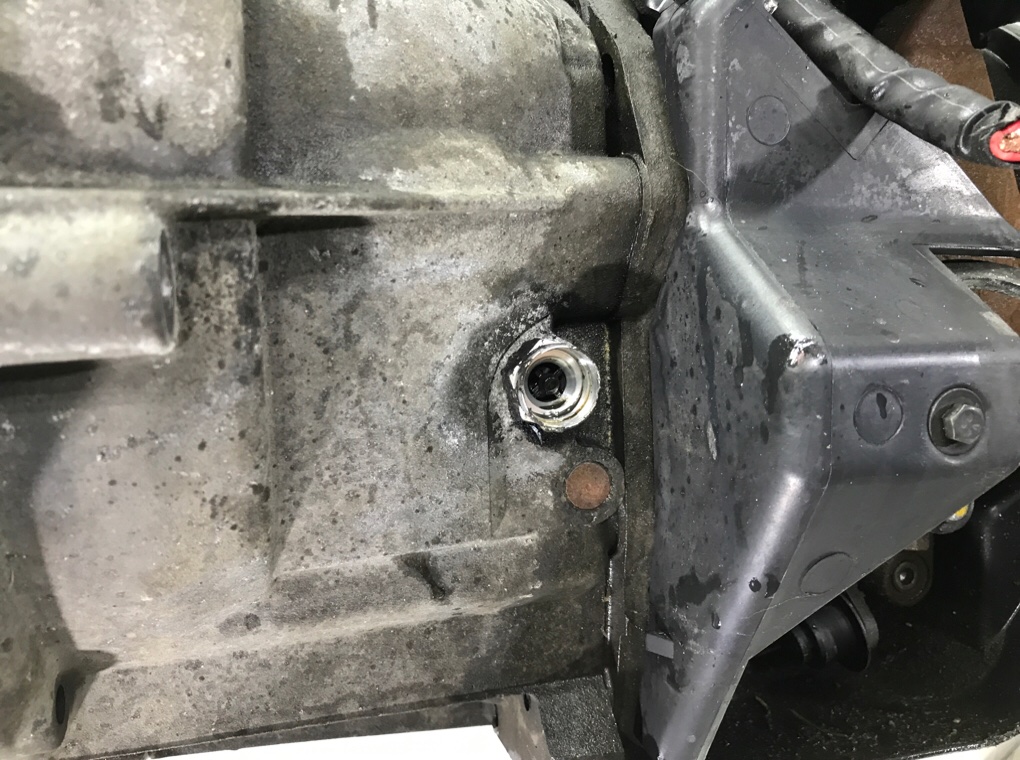 КПП механическая (МКПП) бу для Volvo C30  1.6 i,  2008 г.