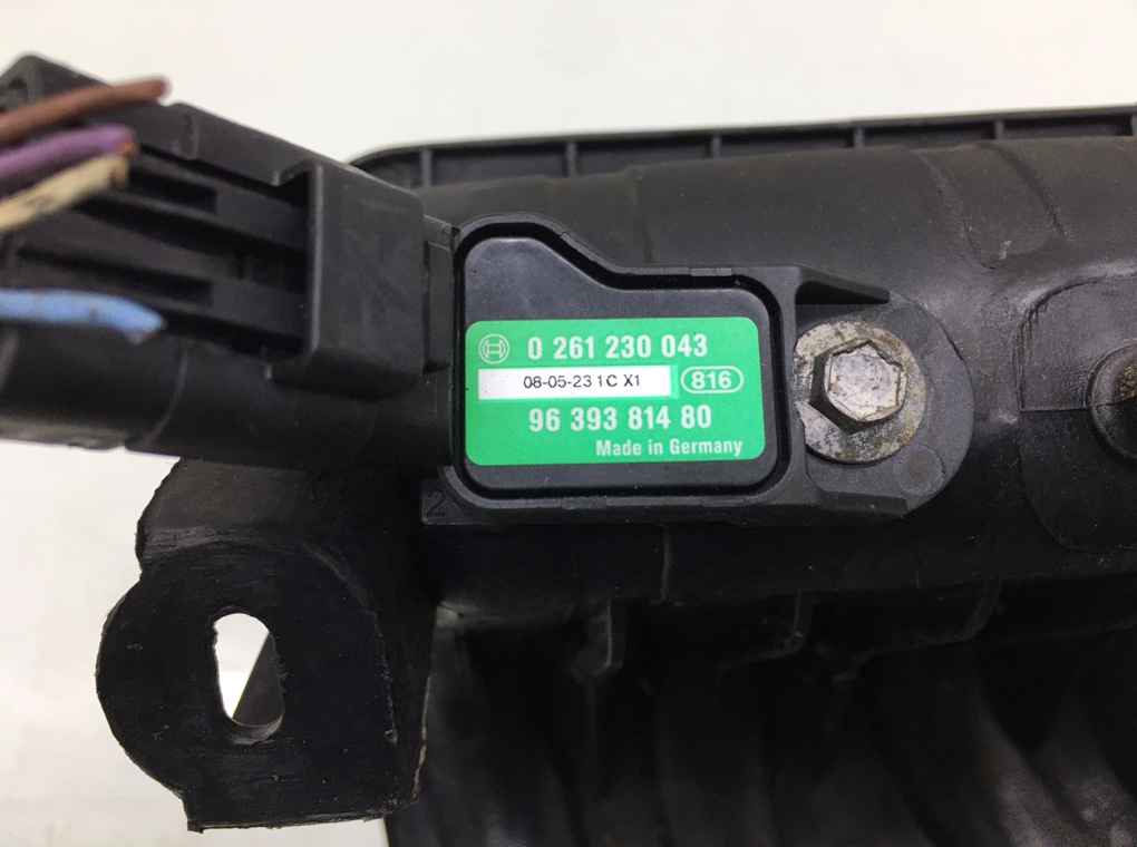 Коллектор впускной бу для Citroen C2  1.4 i,  2008 г.