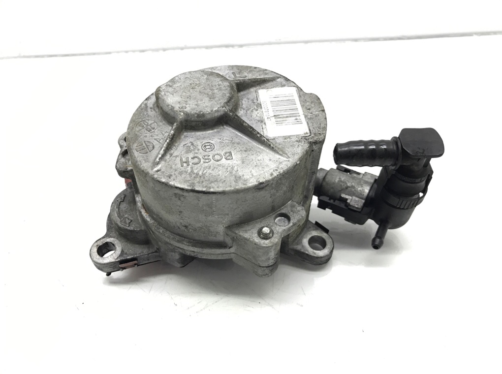 Насос вакуумный бу для Renault Trafic 2 2.0 DCi, 2008 г.