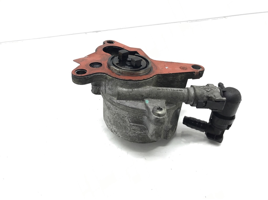 Насос вакуумный бу для Renault Trafic 2 2.0 DCi,  2008 г.