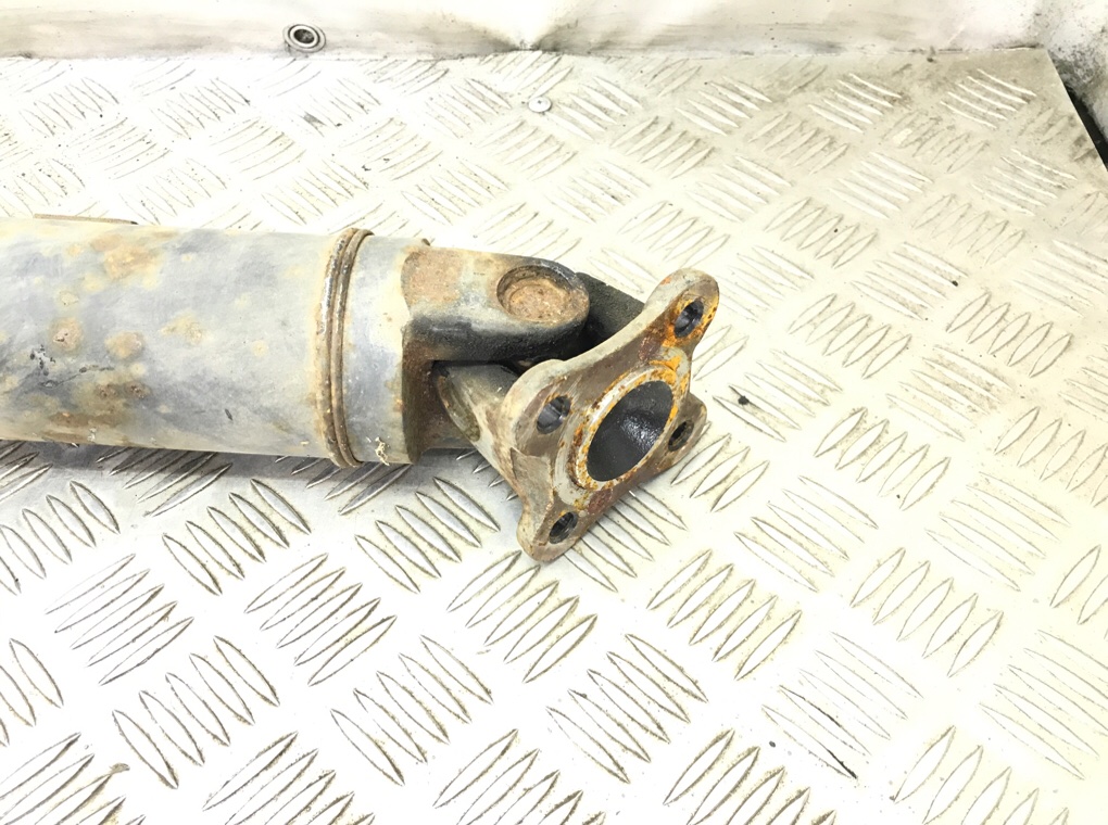 Карданный вал бу для Mitsubishi Outlander 1 2.4 i, 2004 г. Карданный вал бу для Mitsubishi Outlander 1 2.4 i, 2004 г.