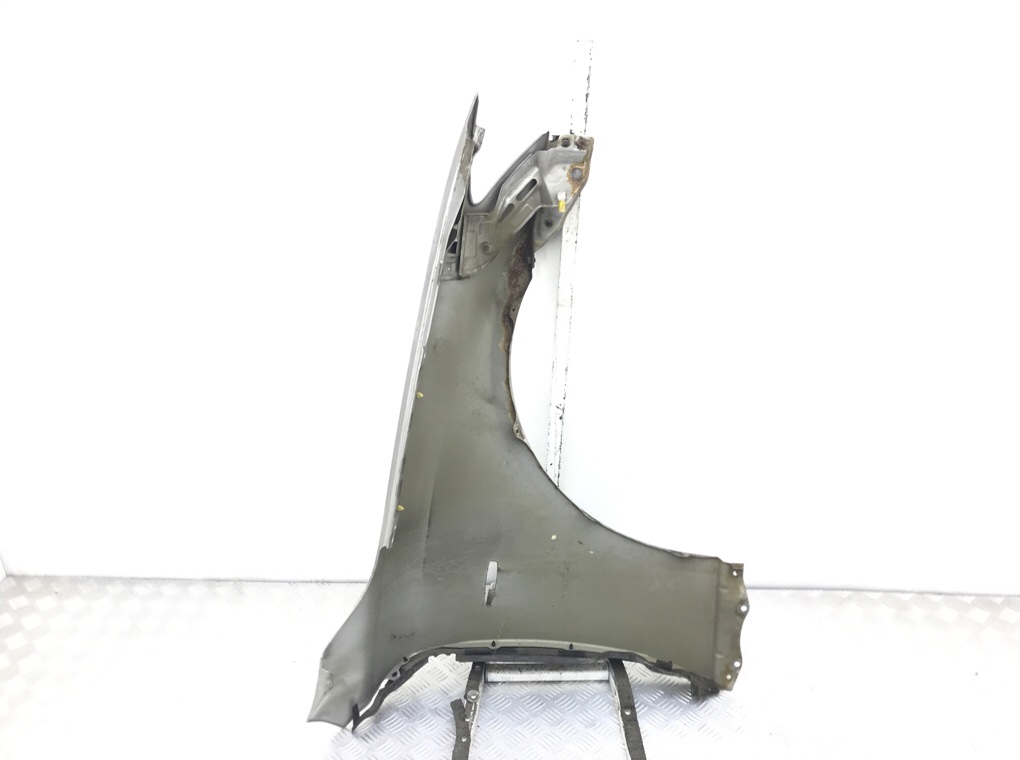 Крыло переднее левое бу для Lexus IS 2 2.2 TD, 2006 г. Крыло переднее левое бу для Lexus IS 2 2.2 TD, 2006 г.