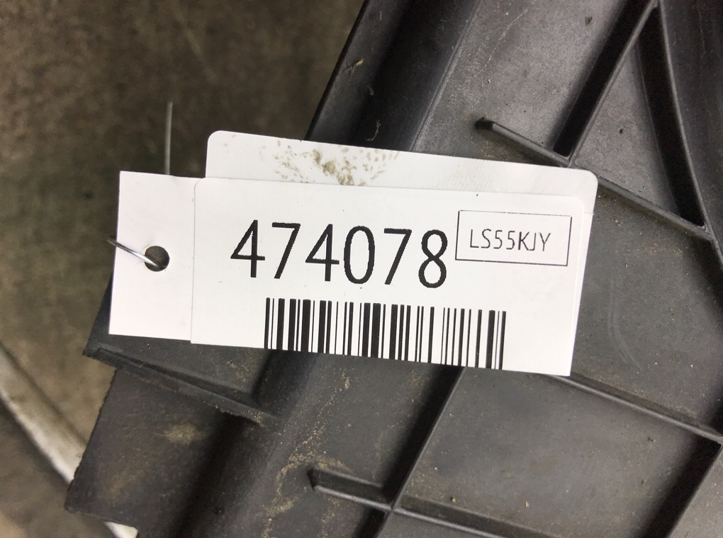 Вентилятор радиатора бу для Volkswagen Golf 5 1.9 TDi, 2005 г. Вентилятор радиатора бу для Volkswagen Golf 5 1.9 TDi, 2005 г.