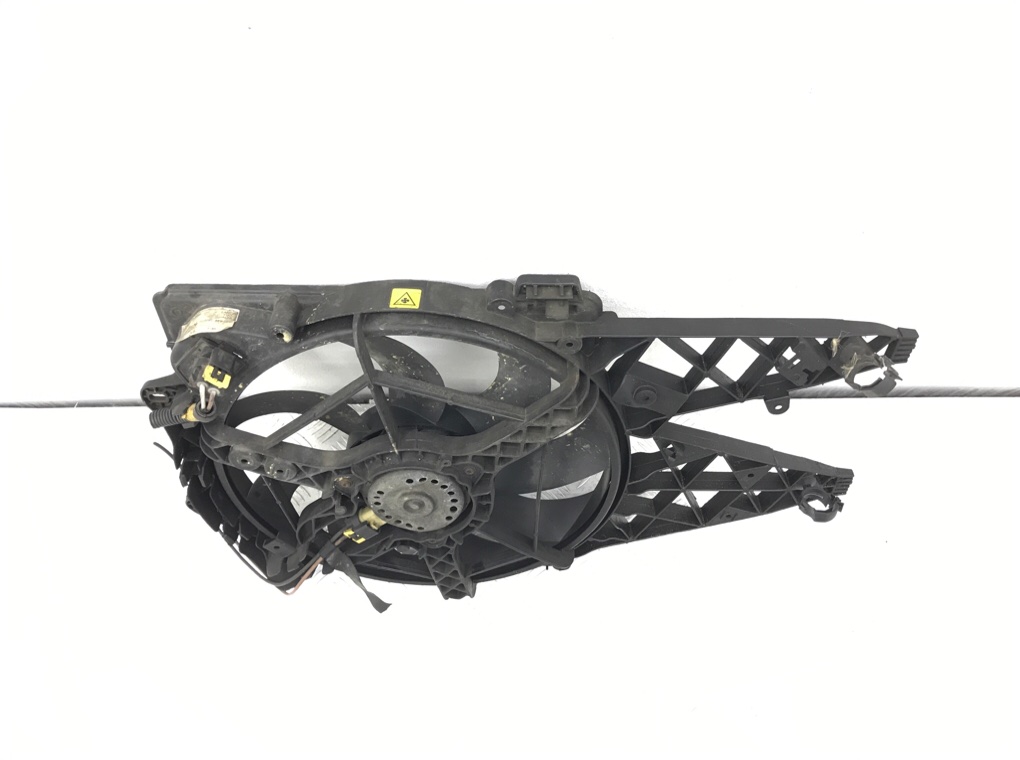 Вентилятор радиатора бу для Opel Combo D 1.3 CDTI,  2014 г.