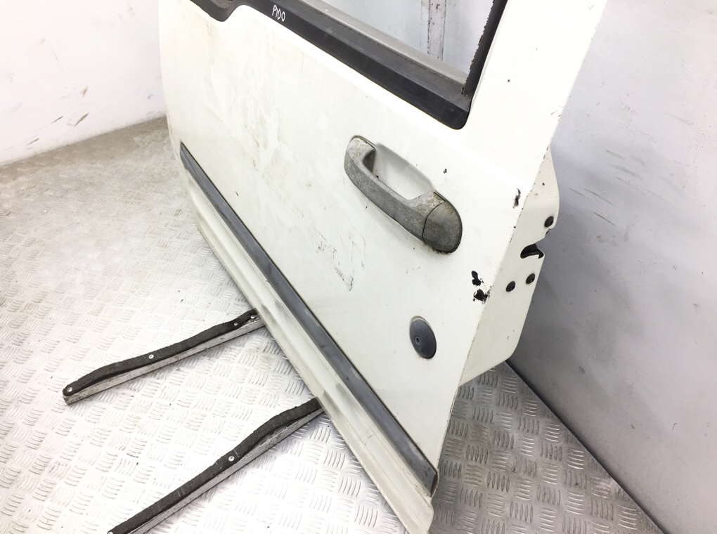 Дверь передняя левая бу для Ford Transit Connect 1 1.8 TDDi,  2003 г.