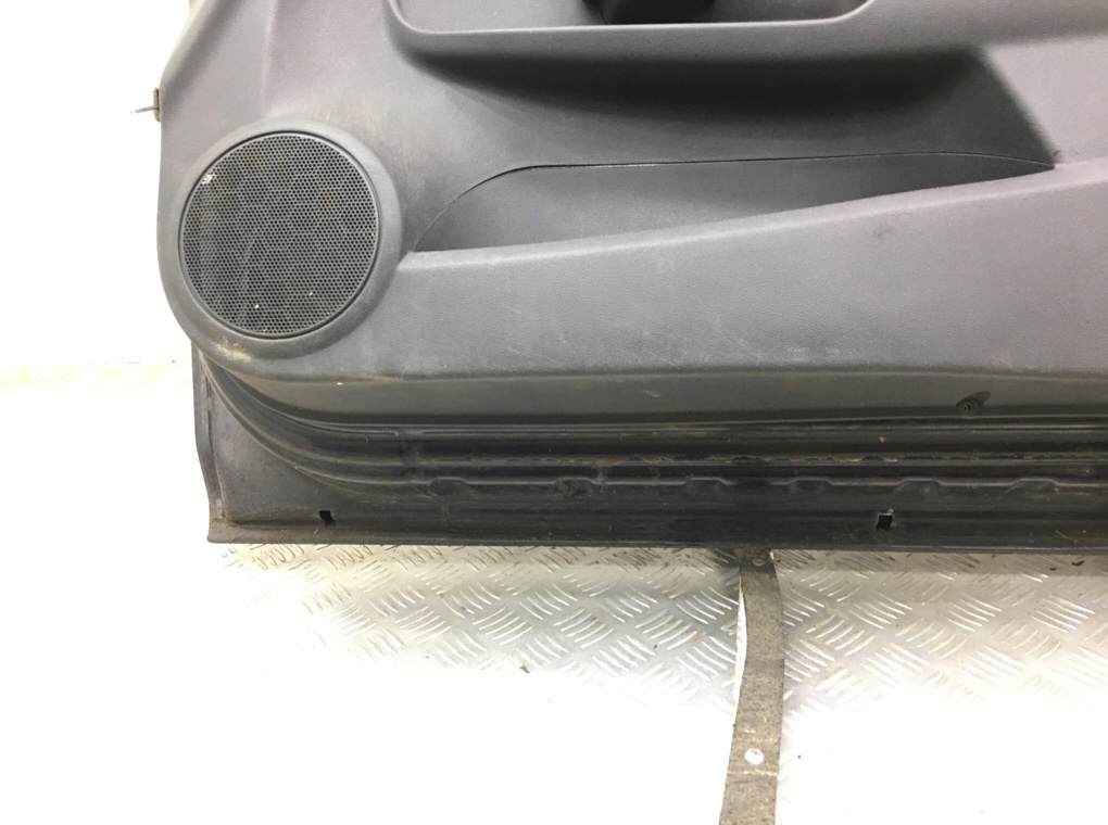 Дверь передняя правая бу для Opel Corsa D 1.2 i,  2010 г.