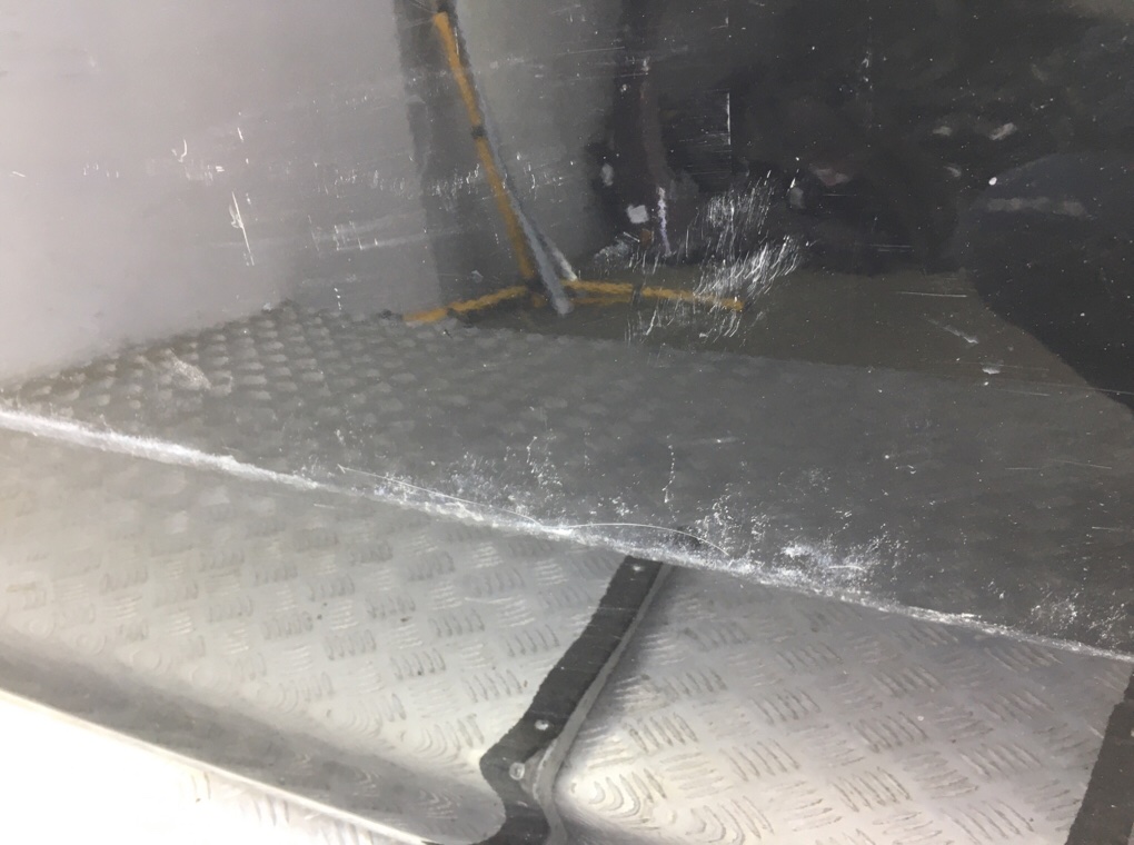 Дверь передняя правая бу для Opel Corsa D 1.2 i,  2010 г.