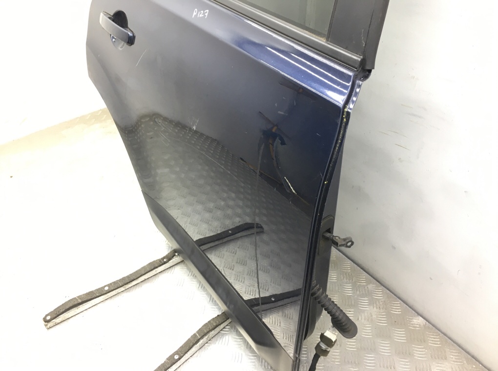 Дверь задняя правая бу для Nissan Qashqai+2  2.0 DCi,  2011 г.