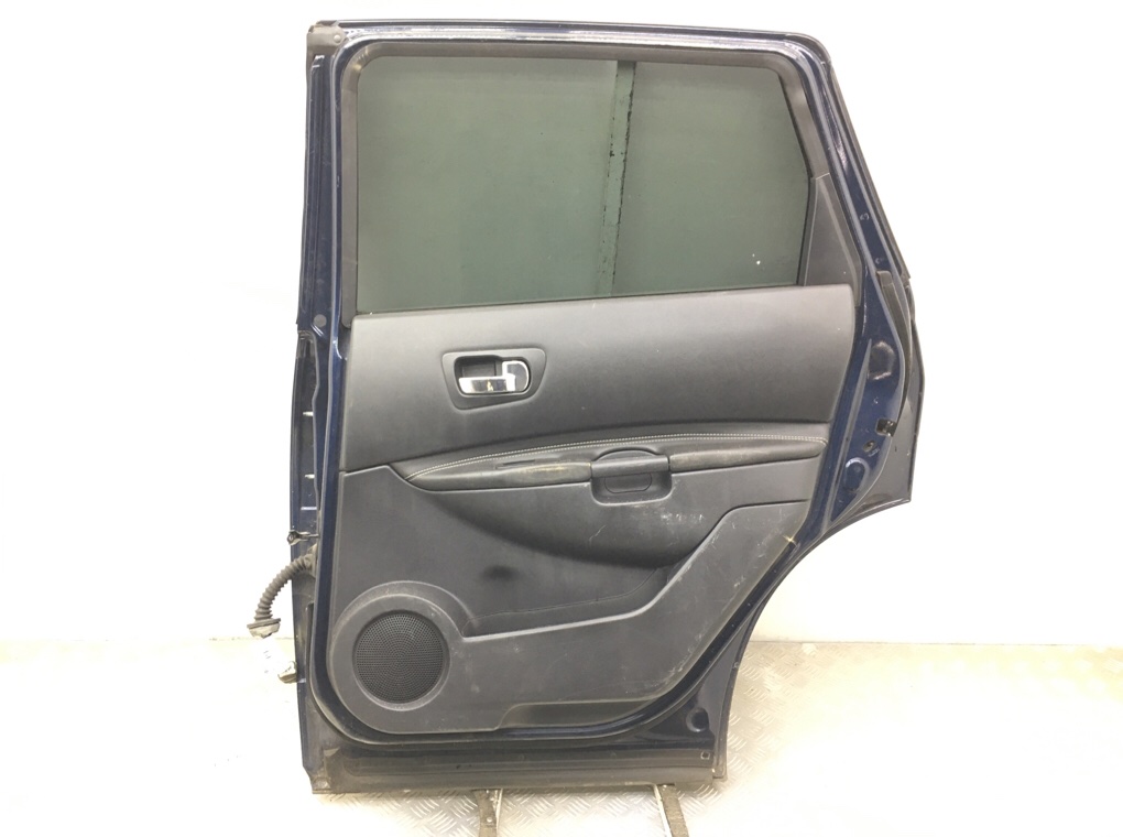 Дверь задняя правая бу для Nissan Qashqai+2  2.0 DCi,  2011 г.