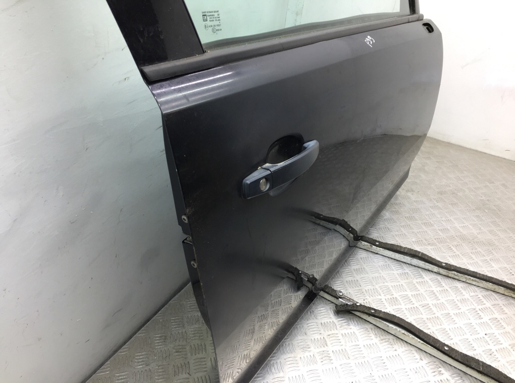 Дверь передняя правая бу для Opel Corsa D 1.3 CDTi, 2007 г. Дверь передняя правая бу для Opel Corsa D 1.3 CDTi, 2007 г.