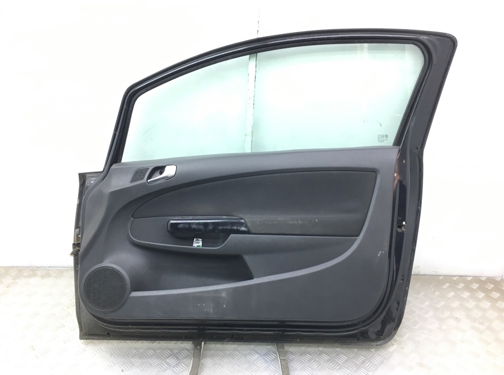 Дверь передняя правая бу для Opel Corsa D 1.3 CDTi, 2007 г. Дверь передняя правая бу для Opel Corsa D 1.3 CDTi, 2007 г.