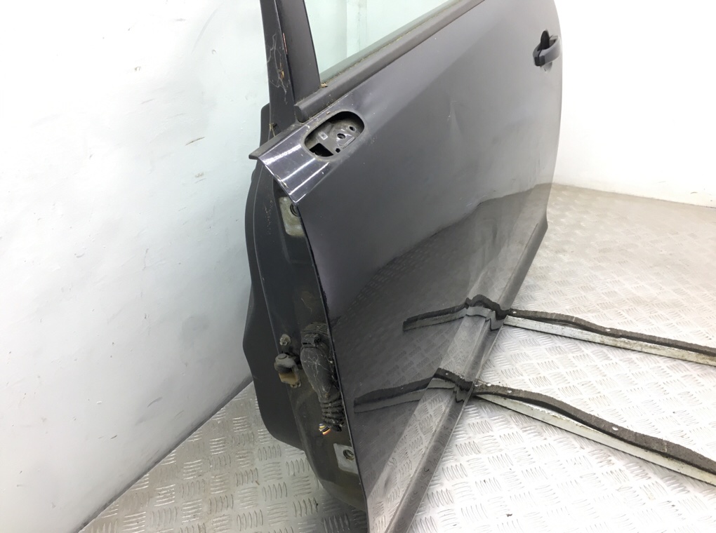 Дверь передняя левая бу для Opel Corsa D 1.3 CDTi, 2007 г. Дверь передняя левая бу для Opel Corsa D 1.3 CDTi, 2007 г.