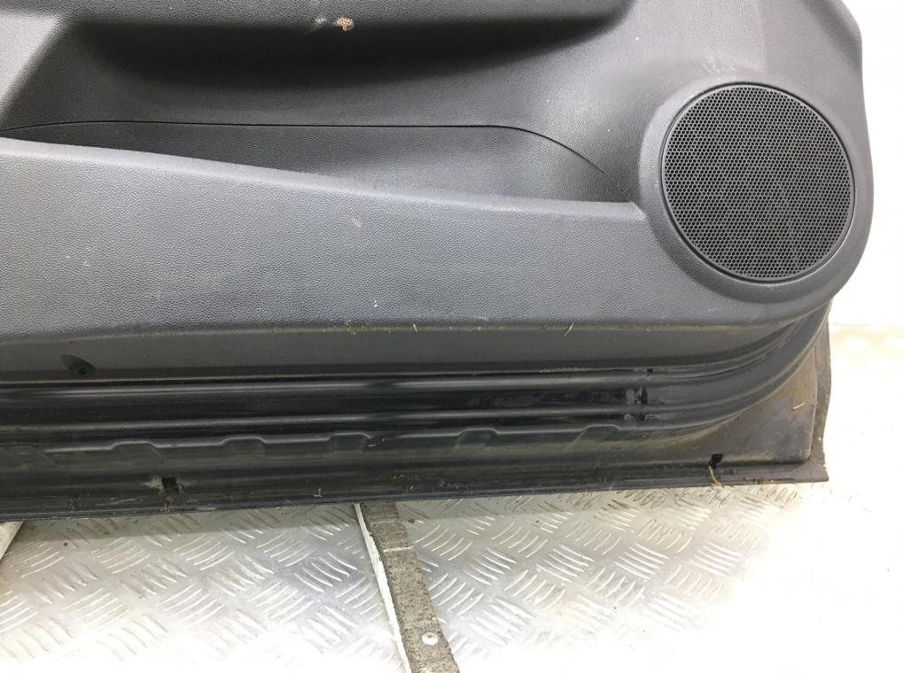 Дверь передняя левая бу для Opel Corsa D 1.3 CDTi, 2007 г. Дверь передняя левая бу для Opel Corsa D 1.3 CDTi, 2007 г.