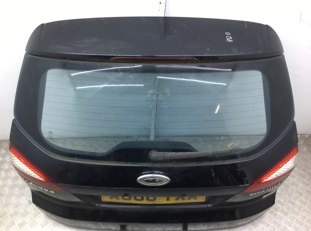 Крышка багажника бу для Ford Mondeo 4 2.0 TDCi, 2008 г. Крышка багажника бу для Ford Mondeo 4 2.0 TDCi, 2008 г.
