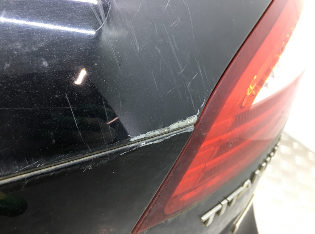 Крышка багажника бу для Ford Mondeo 4 2.0 TDCi, 2008 г. Крышка багажника бу для Ford Mondeo 4 2.0 TDCi, 2008 г.