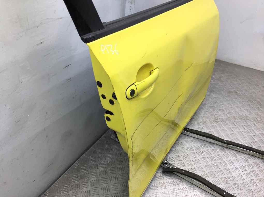 Дверь передняя правая бу для Skoda Fabia 2 1.2 TSI,  2013 г.