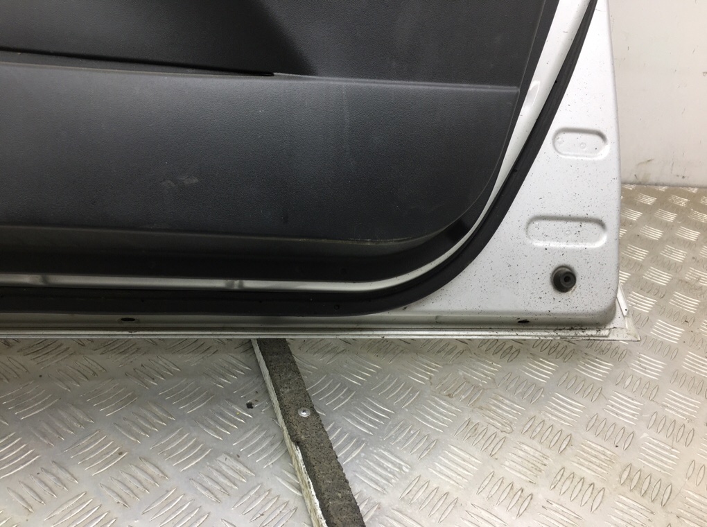 Дверь передняя правая бу для Toyota Yaris XP9 1.4 TD,  2006 г.