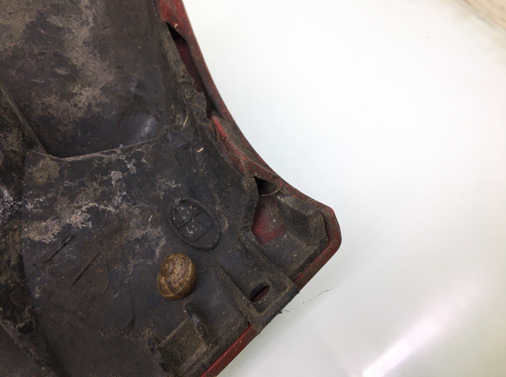 Решетка радиатора бу для Volkswagen Golf 5 1.6 FSI,  2006 г.